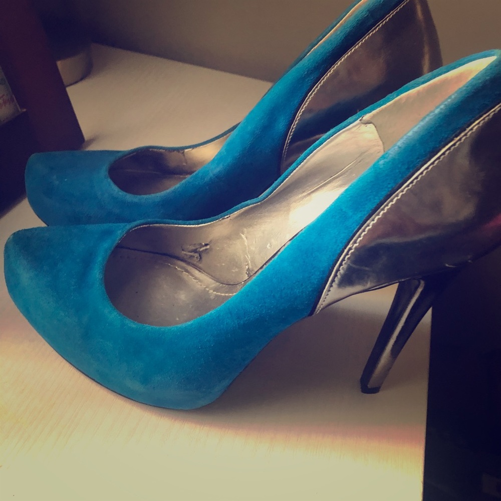Bcbg size 8 heels